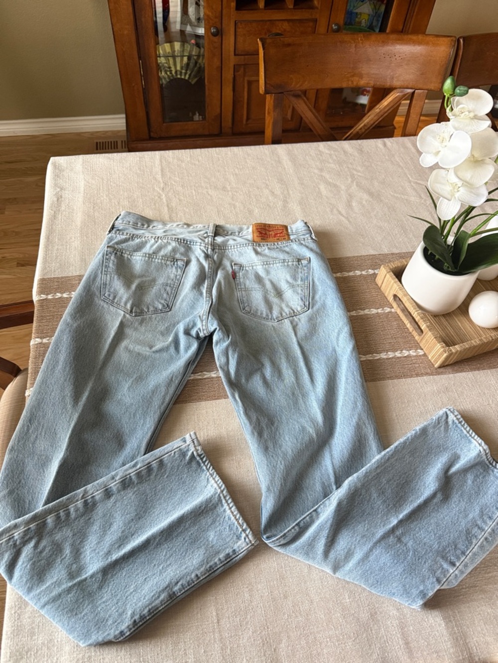 Levi's Men's Light Wash Relaxed Straight Jeans